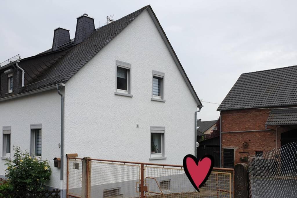 Villa Haus Burbach à Bad Camberg Extérieur photo